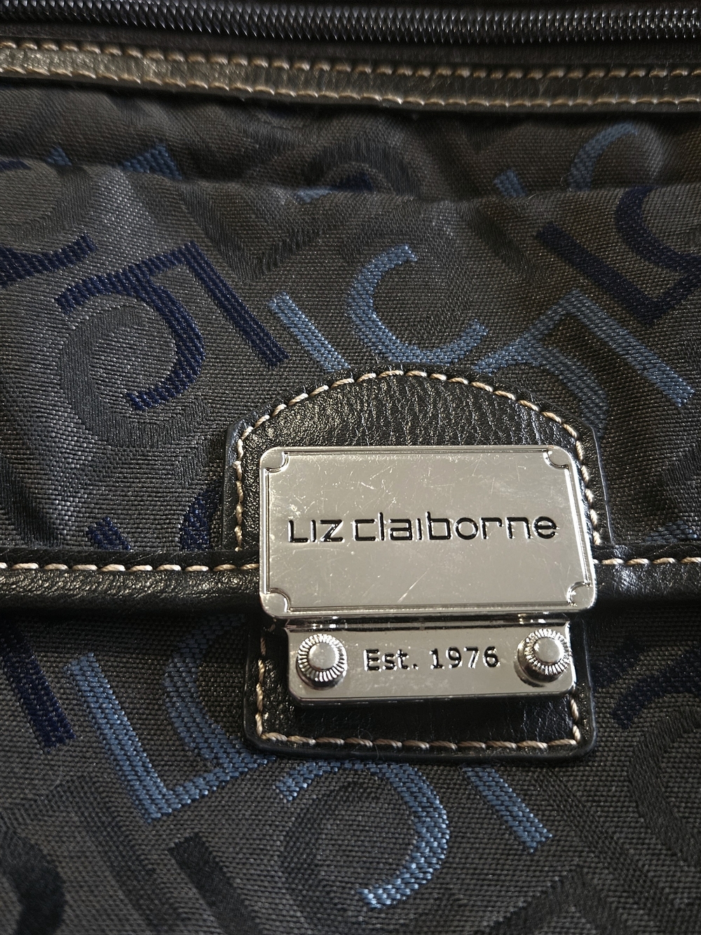 Liz Claiborne Classic Logo Design Purse